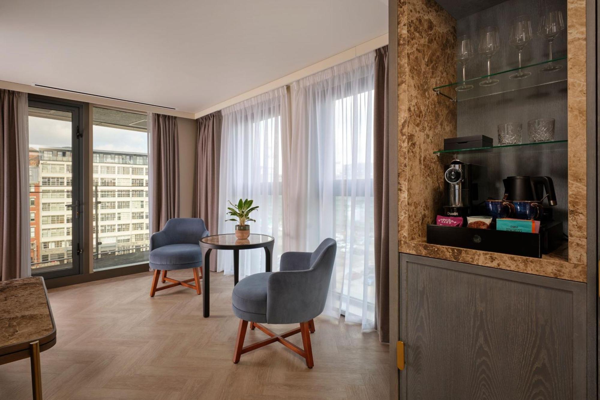 The Reach At Piccadilly, Manchester, A Tribute Portfolio Hotel エクステリア 写真